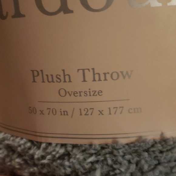 Blanket super soft plush NWT - Picture 7 of 7